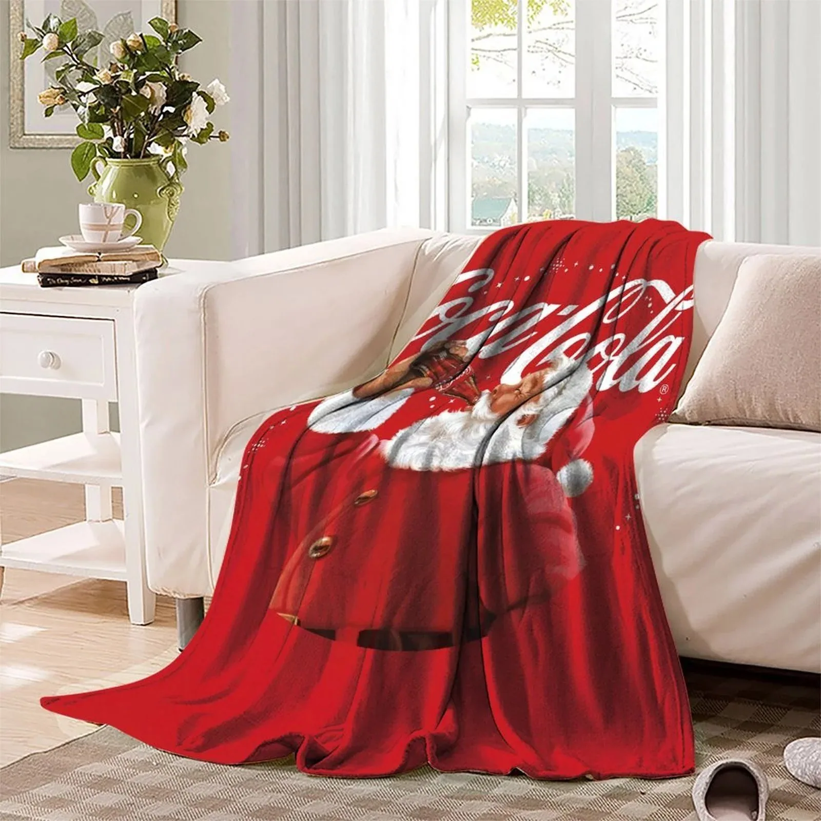 Coca-Cola Santa Red Fleece Throw Blanket - Image 3