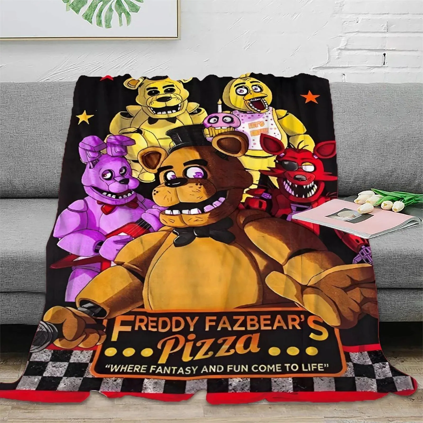 FNAF Five Nights at Freddy's Fazbear Pizza Gold Fleece Throw Blanket - Image 2
