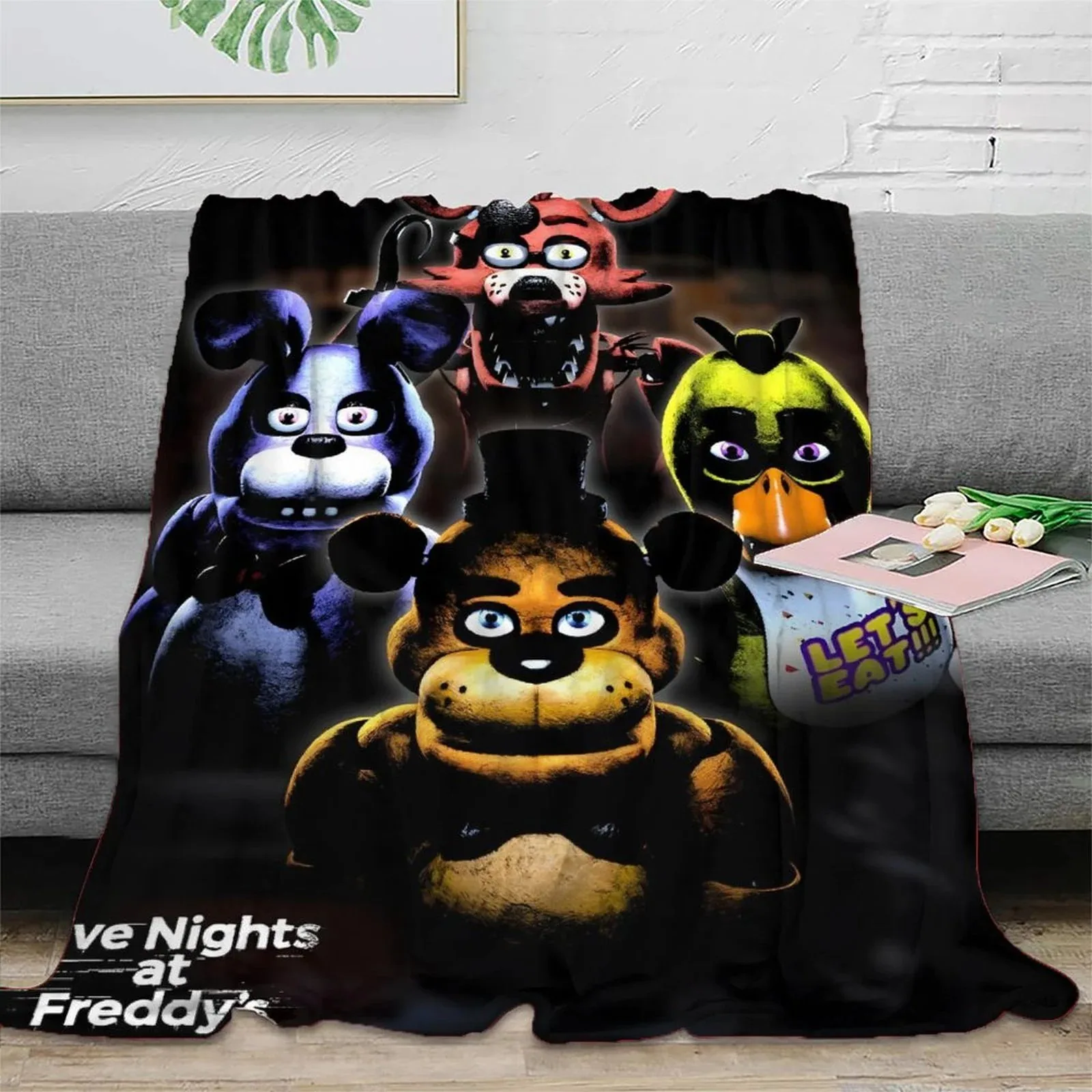 FNAF Five Nights at Freddy's Withered Black Fleece Throw Blanket - Image 3