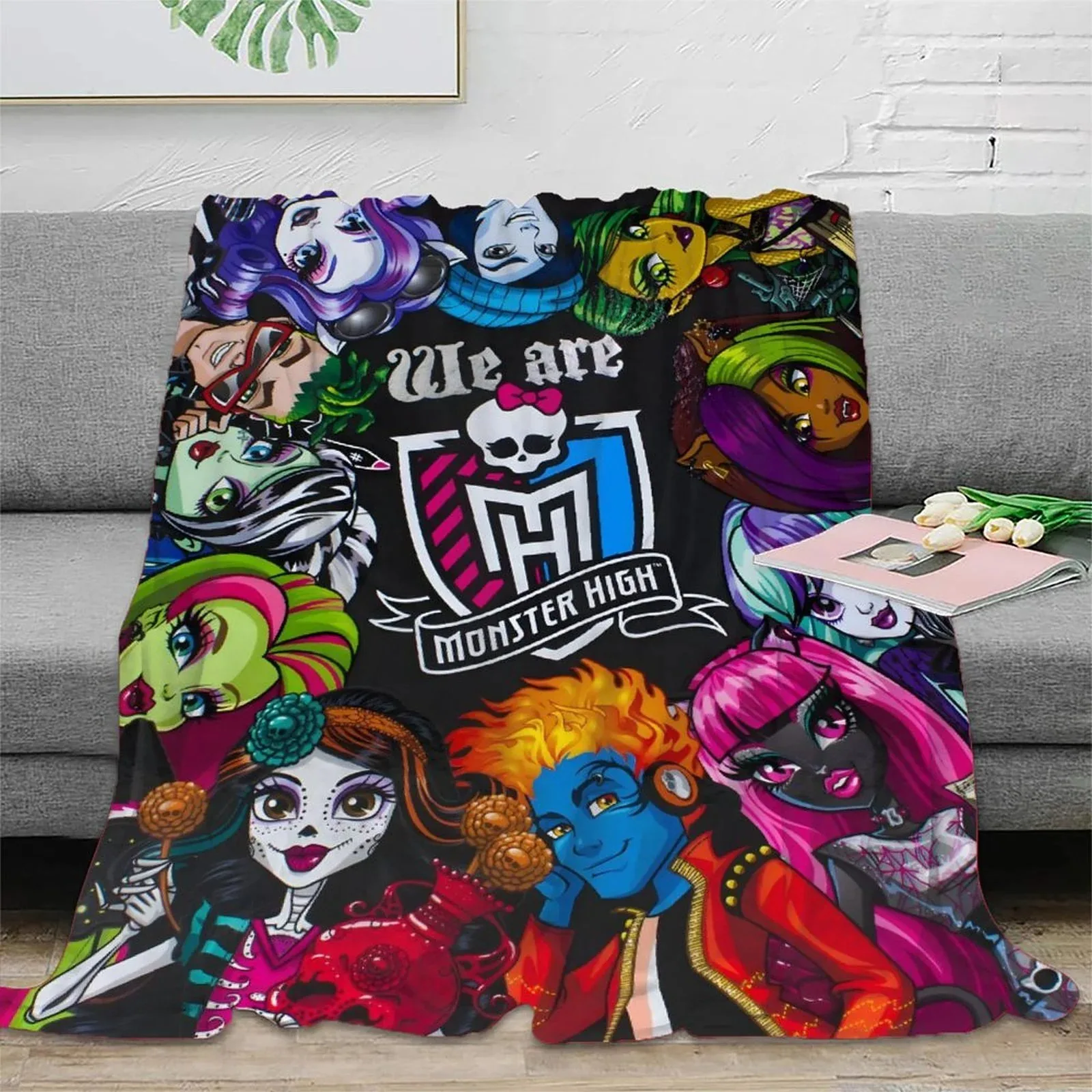 Monster High We Are Monster High Fleece Throw Blanket - Image 2