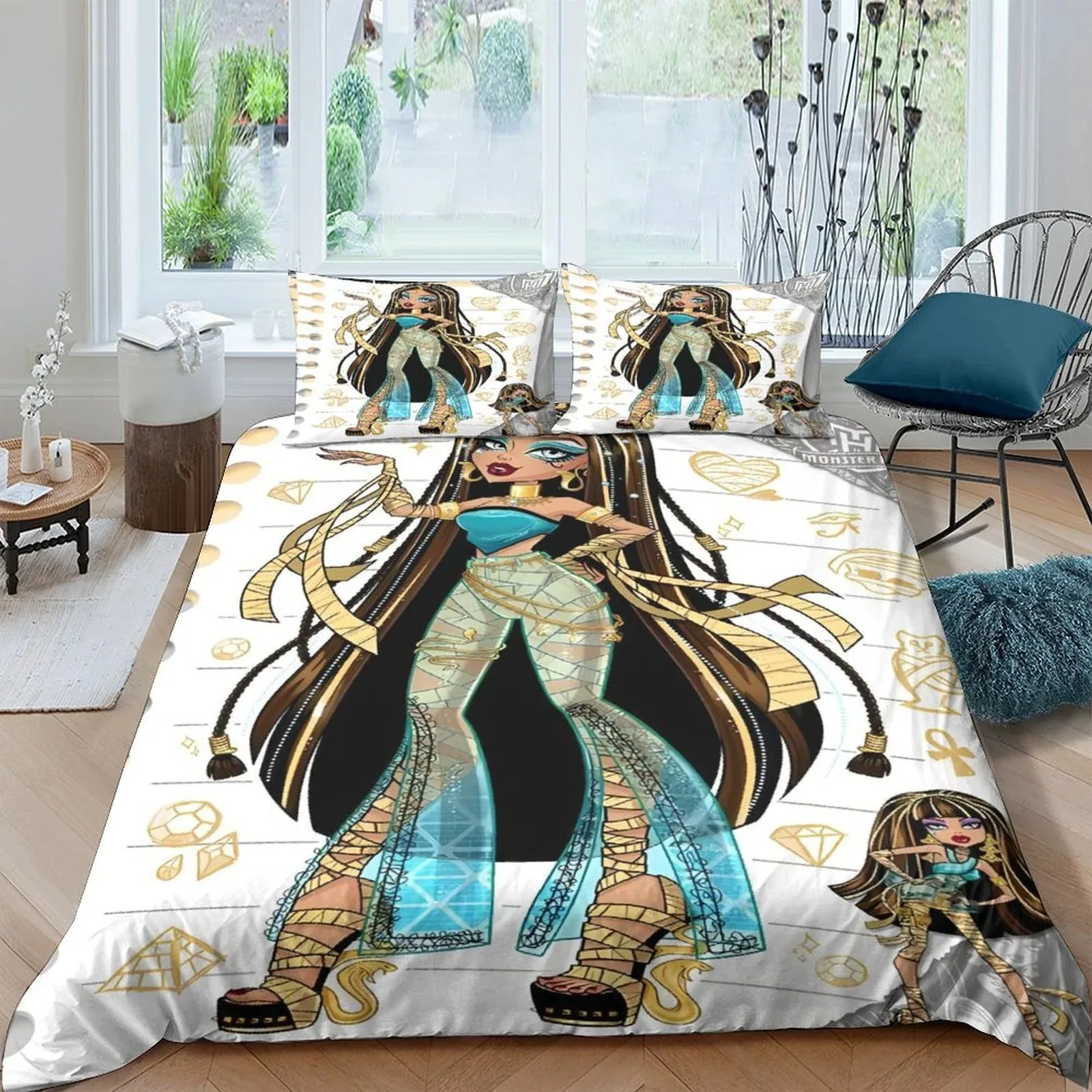 Monster High Cleo Gold Egyptian Duvet Cover Set - Image 1
