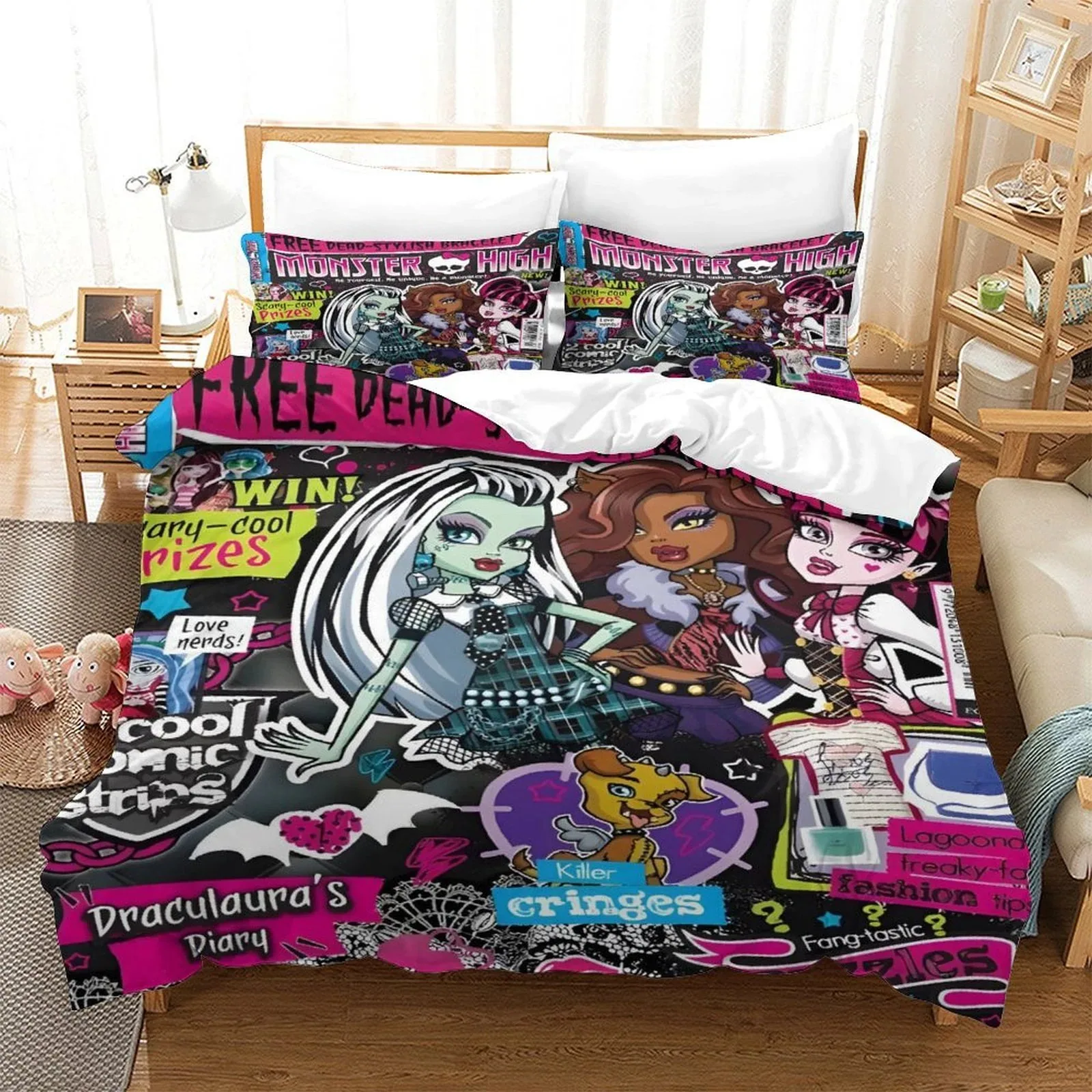 Monster High Magazine Collage Pink Duvet Cover Set - Image 1