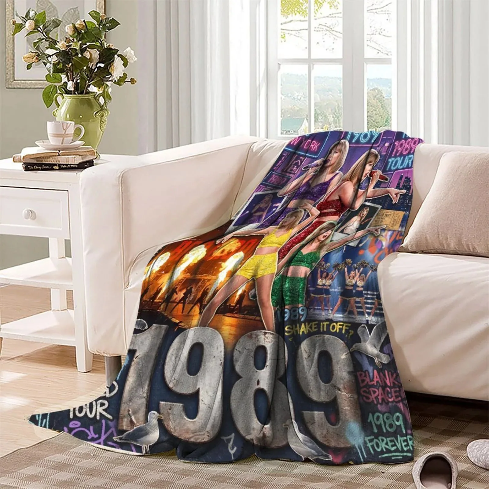 Taylor Swift Eras Tour Polaroid Throw Blanket - Detail 2