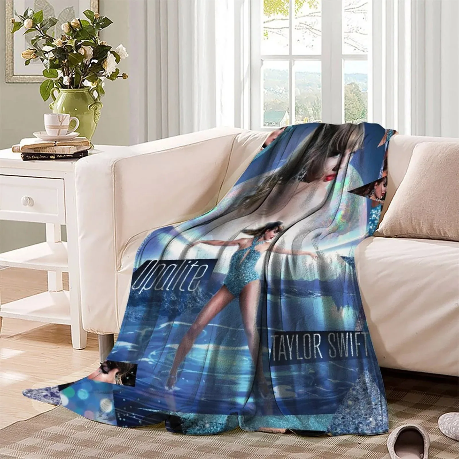 Taylor Swift Opalite Blue Fleece Throw Blanket - Image 3