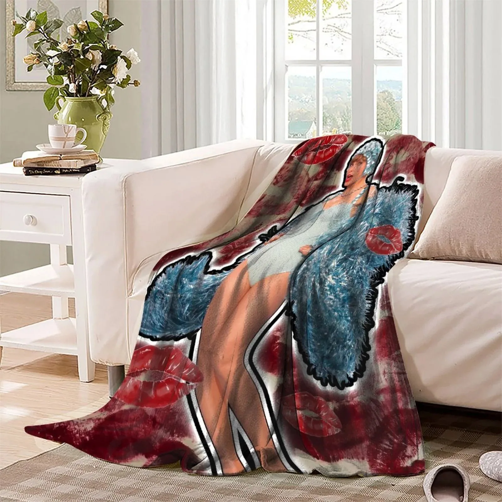 Taylor Swift Red Feather Stage Fleece Throw Blanket - Image 3