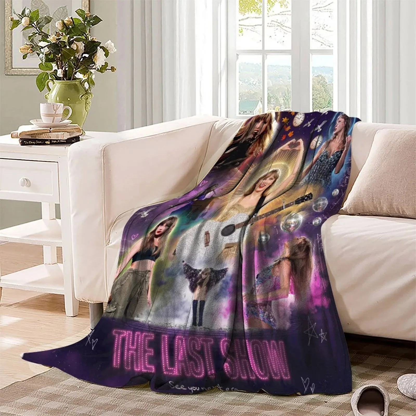 Taylor Swift Last Show Guitar Fleece Throw Blanket - Image 3