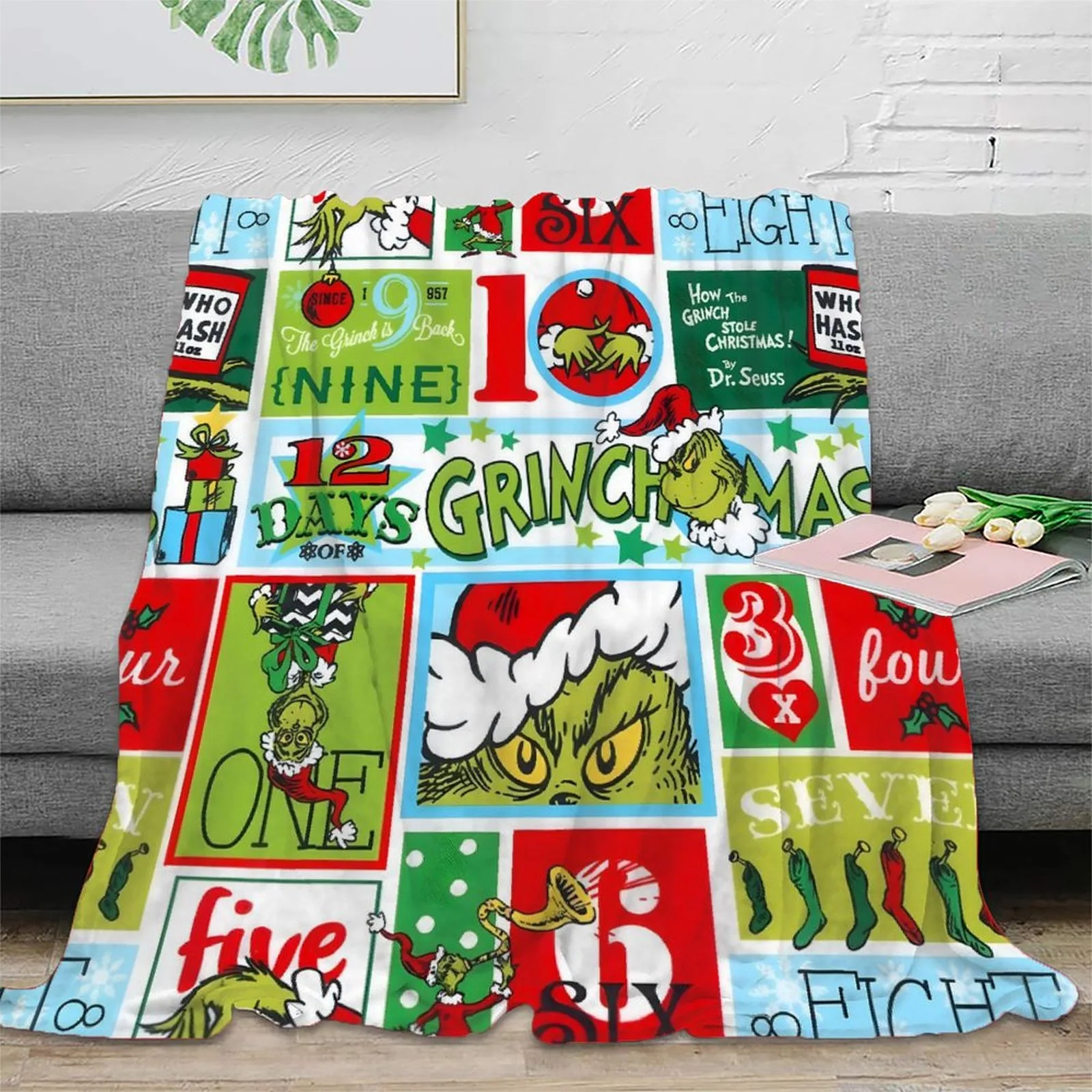 Grinch 12 Days of Grinchmas Patchwork Fleece Throw Blanket - Image 2